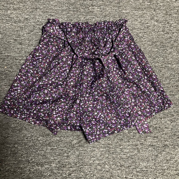 SHEIN Pants - shein tie front paperbag shorts